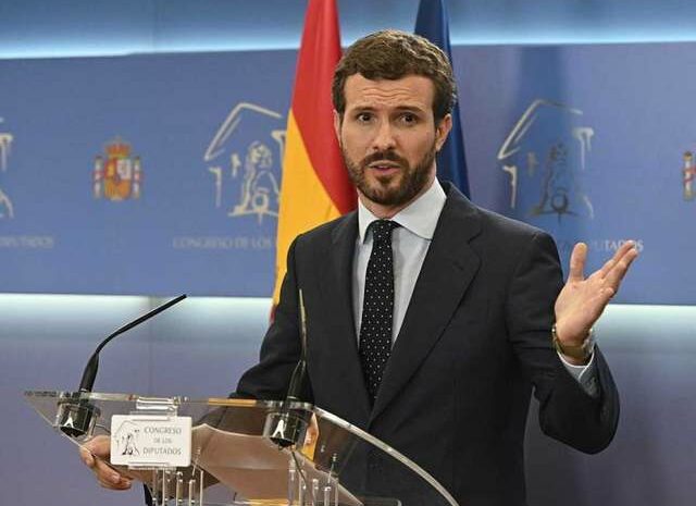 Casado ¿pactas o te desentiendes?