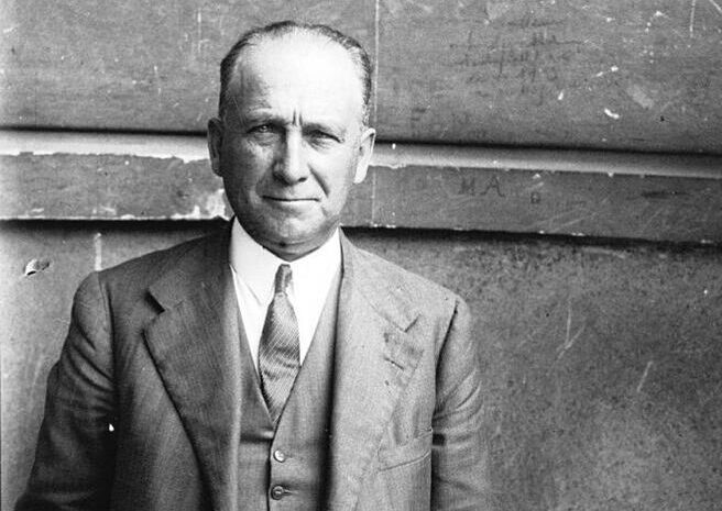 Homenaje a Francisco Largo Caballero en el Ateneo de Madrid